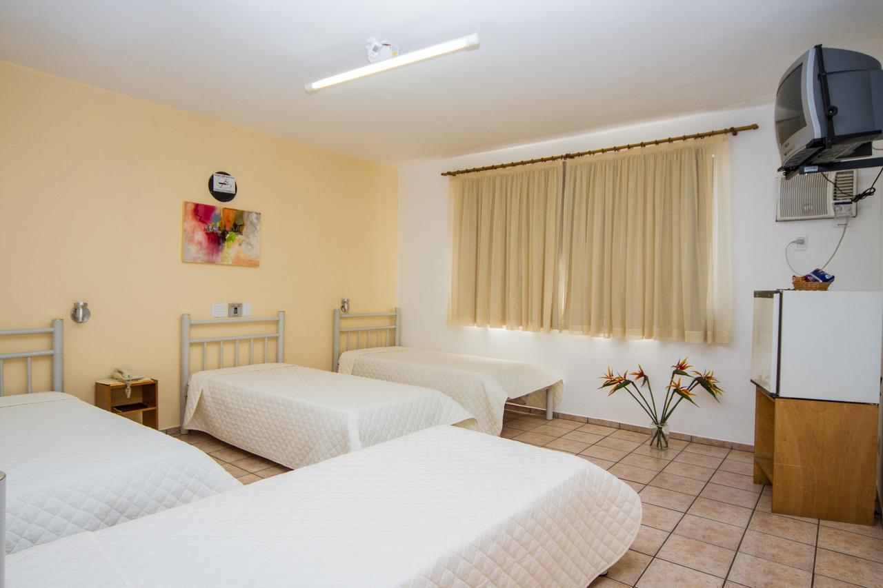 Santa Maria Hotel Каскавел Екстериор снимка